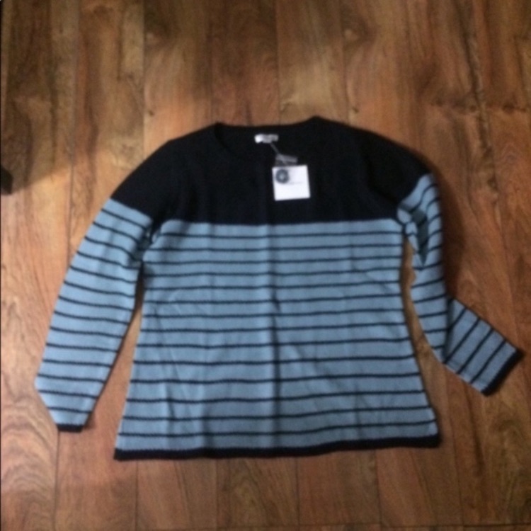 New With Tags, Croft And Barrow Lightweight Sweater